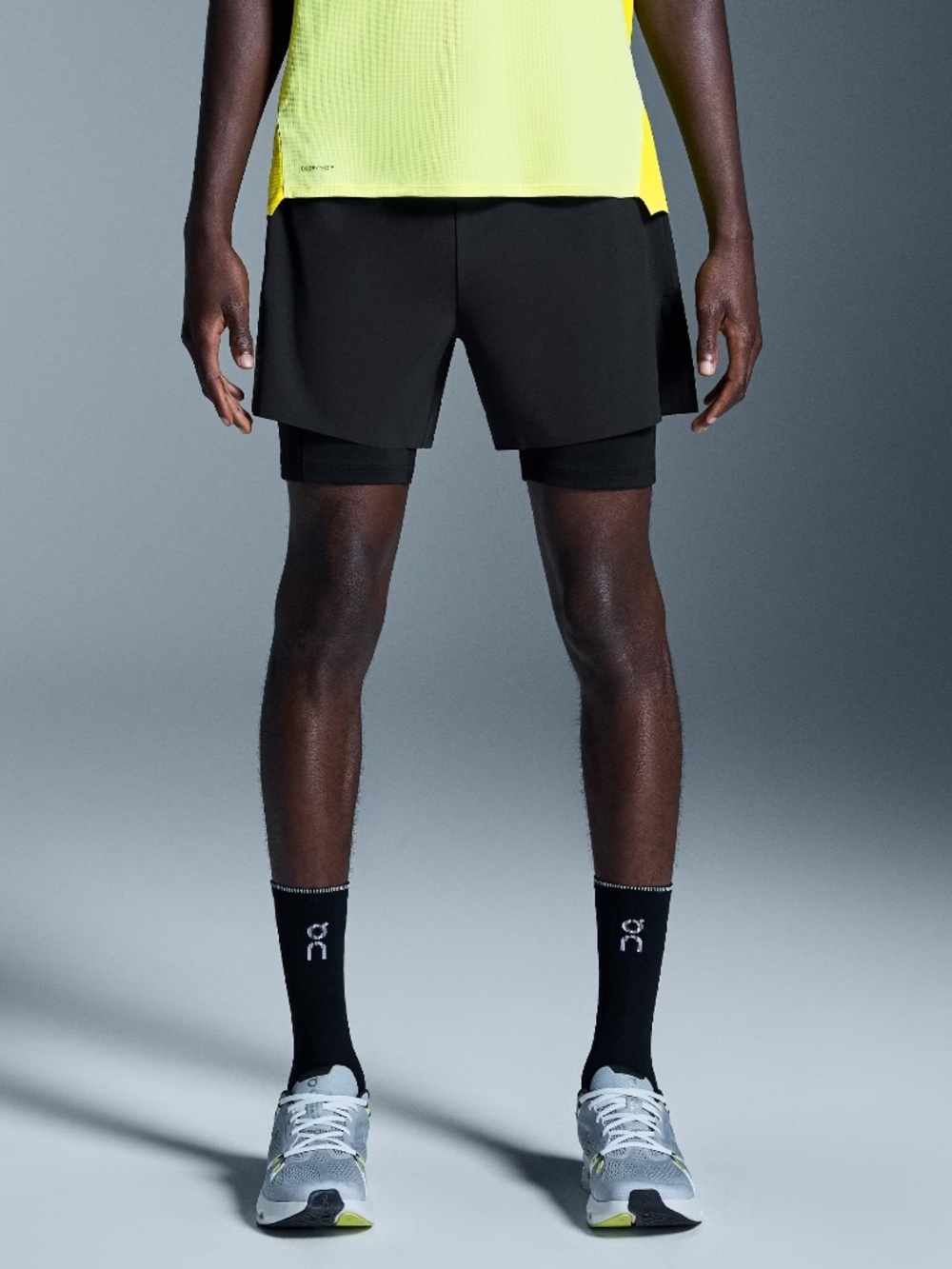 ON RUNNING Mens 5" Performance 2in1 Running Shorts